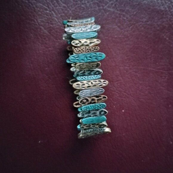 Bracelet Metal Narrow Oval Double holes Beads Tan Bronze Blue 2 Elastic Threads - Picture 4 of 9